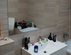 Lakás 2 szobák eladó on Floresti