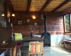 Nyaralók eladó on Marisel