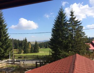 Nyaralók eladó on Marisel