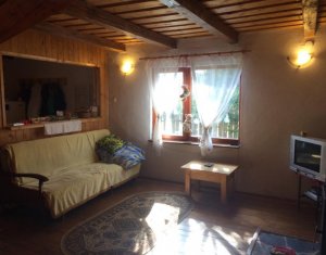 Nyaralók eladó on Marisel