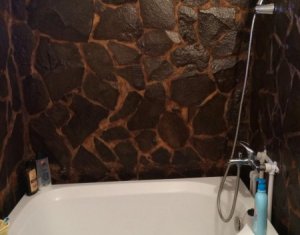 Nyaralók eladó on Marisel