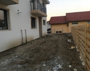 Ház 4 szobák eladó on Floresti