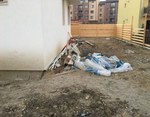 Ház 4 szobák eladó on Floresti