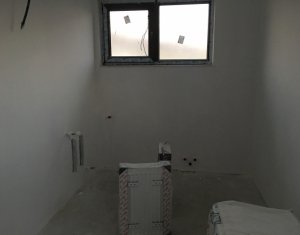 Ház 4 szobák eladó on Floresti