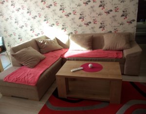 Lakás 3 szobák eladó on Floresti