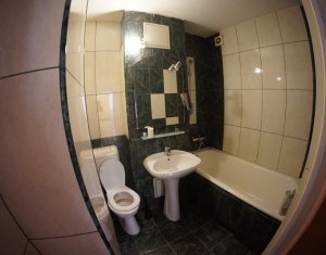 Lakás 4 szobák kiadó on Cluj-napoca, Zóna Manastur