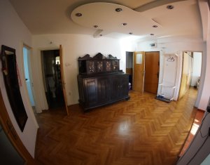 Lakás 4 szobák kiadó on Cluj-napoca, Zóna Manastur