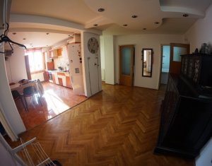 Lakás 4 szobák kiadó on Cluj-napoca, Zóna Manastur