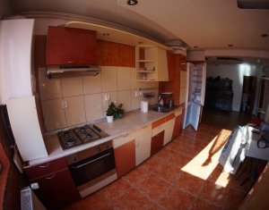 Lakás 4 szobák kiadó on Cluj-napoca, Zóna Manastur