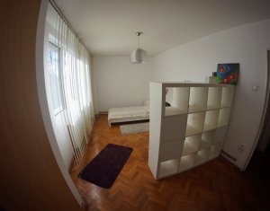 Lakás 4 szobák kiadó on Cluj-napoca, Zóna Manastur