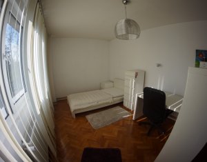 Lakás 4 szobák kiadó on Cluj-napoca, Zóna Manastur