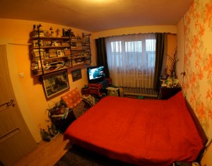 Lakás 4 szobák eladó on Cluj-napoca, Zóna Manastur