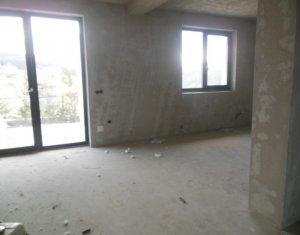 Ház 5 szobák eladó on Floresti