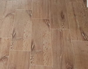 Lakás 2 szobák eladó on Floresti