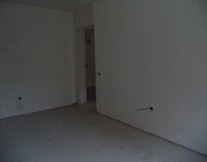 Lakás 2 szobák eladó on Floresti