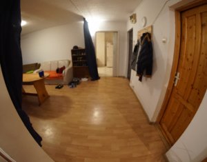 Lakás 4 szobák eladó on Cluj-napoca, Zóna Manastur