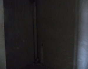 Lakás 3 szobák eladó on Floresti