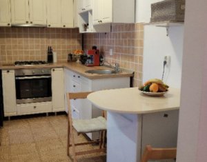 Lakás 2 szobák eladó on Floresti