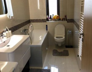 Lakás 2 szobák eladó on Floresti