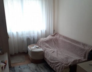 Lakás 4 szobák eladó on Cluj-napoca, Zóna Manastur