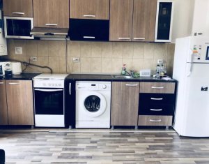 Lakás 2 szobák eladó on Floresti