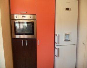 Lakás 3 szobák eladó on Floresti