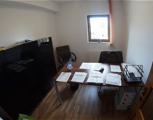 Ház 6 szobák kiadó on Cluj-napoca, Zóna Andrei Muresanu