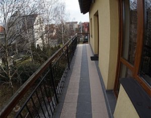 Ház 6 szobák kiadó on Cluj-napoca, Zóna Andrei Muresanu