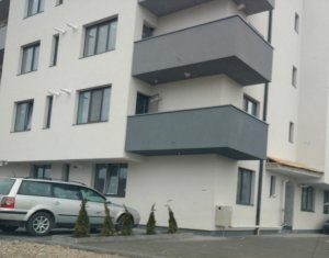 Lakás 2 szobák eladó on Floresti