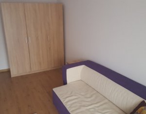 Ház 4 szobák kiadó on Floresti