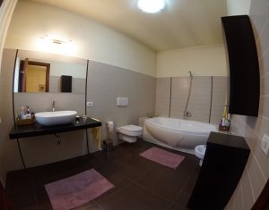 Ház 6 szobák eladó on Cluj-napoca, Zóna Andrei Muresanu