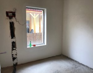 Ház 4 szobák eladó on Floresti