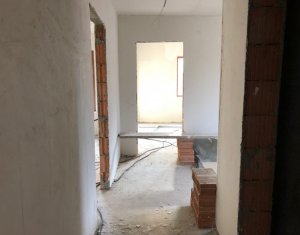 Ház 4 szobák eladó on Floresti