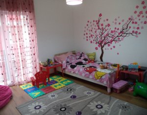 Ház 5 szobák eladó on Floresti