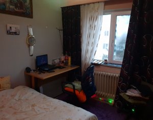 Lakás 3 szobák eladó on Cluj-napoca, Zóna Manastur