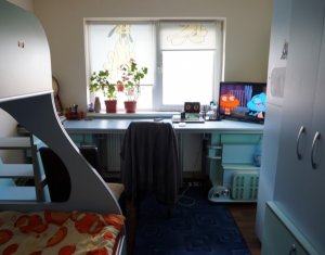 Lakás 3 szobák kiadó on Floresti