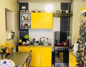 Lakás 2 szobák eladó on Floresti