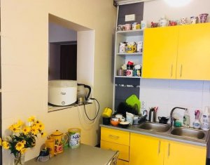 Lakás 2 szobák eladó on Floresti