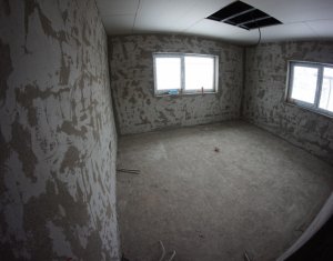 Ház 5 szobák eladó on Sannicoara