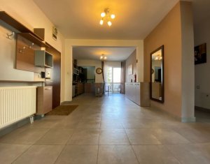 Lakás 4 szobák kiadó on Cluj-napoca, Zóna Gheorgheni