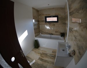 Ház 3 szobák eladó on Campenesti