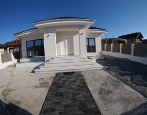 Ház 3 szobák eladó on Campenesti