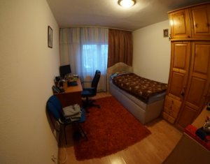 Lakás 4 szobák eladó on Cluj-napoca, Zóna Plopilor