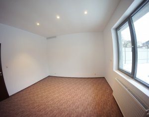 Lakás 3 szobák kiadó on Cluj-napoca, Zóna Centru