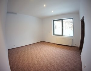 Lakás 3 szobák kiadó on Cluj-napoca, Zóna Centru