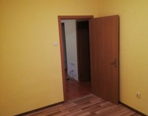 Lakás 3 szobák eladó on Cluj-napoca, Zóna Manastur