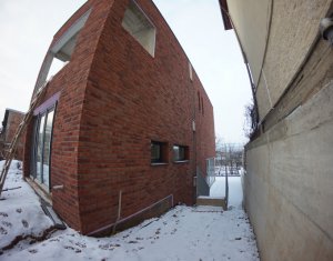 Cladire birouri recent finalizata, zona Gruia 