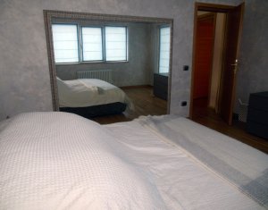 Ház 4 szobák eladó on Floresti