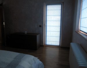 Ház 4 szobák eladó on Floresti