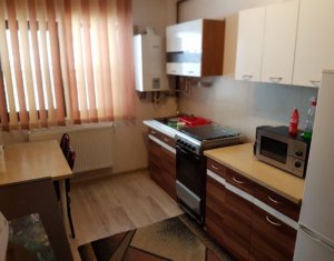 Lakás 3 szobák eladó on Floresti